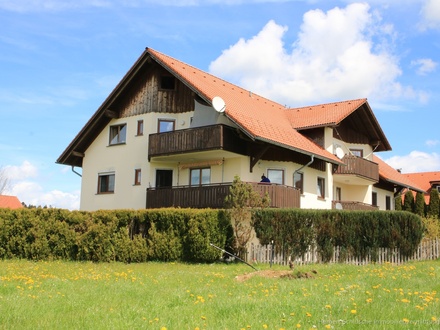 Kapitalanlage! Pfiffige 3- Zimmer- Dachgeschoss -Wohnung mit Weitblick im schönen Westallgäu