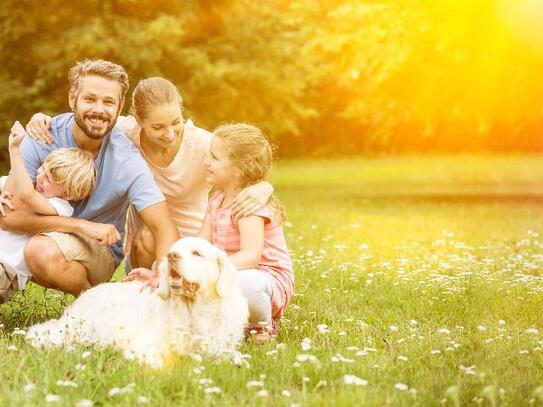 Wir unterstützen Ihr Vorhaben durch angepasste Baukosten! Der Familien-Wohntraum in Glöwen.