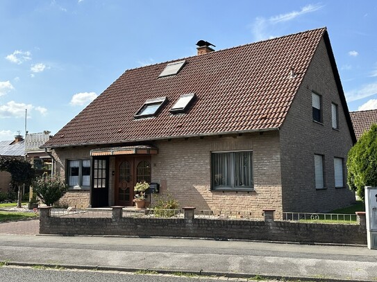 Kapitalanlage - Zweifamilienhaus in Werl Büderich