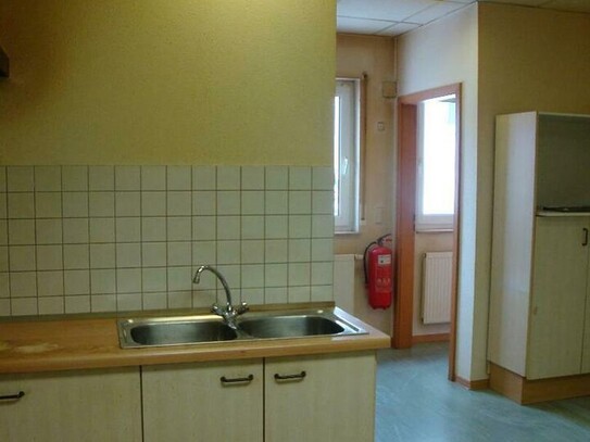 Büro 80 m², Wohnung, Gewerbe, in Zella-Mehlis, Suhl, 3 Zimmer, barrierefrei