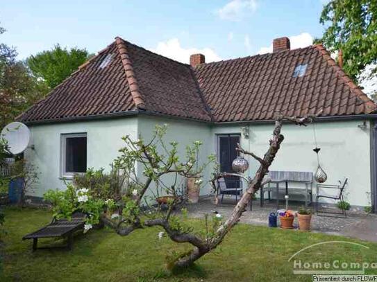 Alleinstehendes Haus mit 2 Zi.und Garten in Lesum