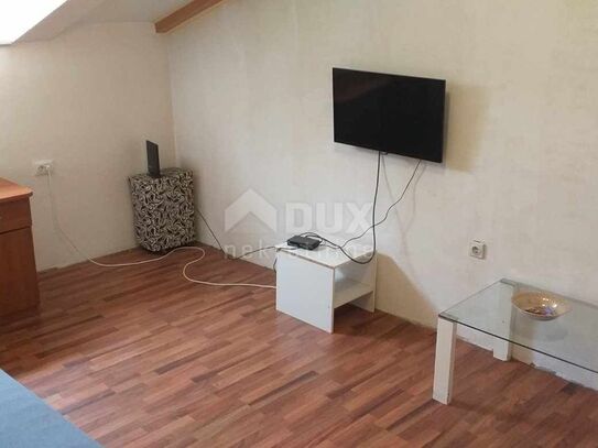 RIJEKA, ZENTRUM - Wohnung, 73 m2, 3 Schlafzimmer + Badezimmer, ordentlich und gepflegt!