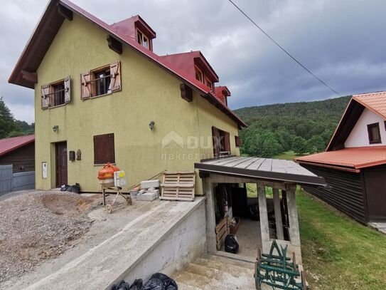 GORSKI KOTAR, BEGOVO RAZDOLJE - Haus mit Wohnungen und Restaurant