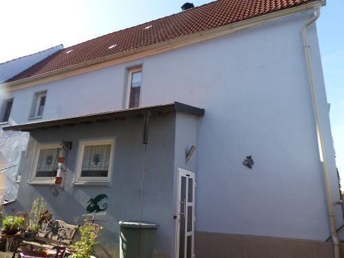 Einfamililenhaus mit Stadtbus in 97490 Poppenhausen-Kronungen zwischen Schweinfurt und Bad Kissingen (ID 10477)