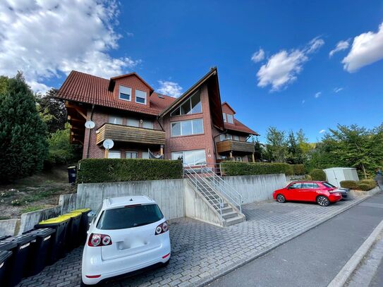 Gemütliche 3ZKB-Dachgeschosswohnung mit Balkon zu vermieten!