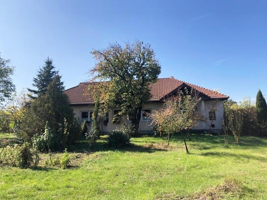 Landhaus in Ungarn mit großem Grundstück