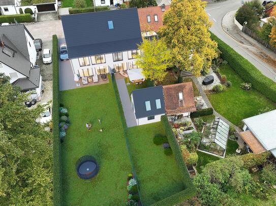 Attraktives Grundstück für Stadthaus – Familiäres Wohnen mit Gartenhaus und Gestaltungsfreiheit