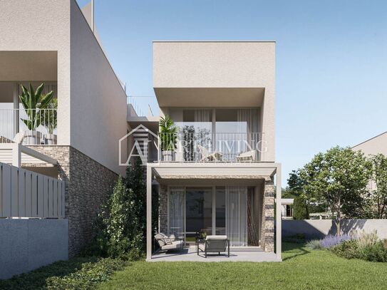 NOVIGRAD - UMGEBUNG - moderne und luxuriöse zweistöckige Wohnung mit Dachterrasse in Meeresnähe - NEUBAU