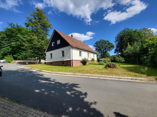 Großes Haus für Ihre individuellen Träume direkt am Burgwald