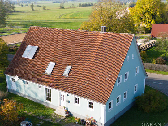 Neuwertig - Hochwertig - Top gepflegtes Einfamilienhaus in idyllischer Kulisse