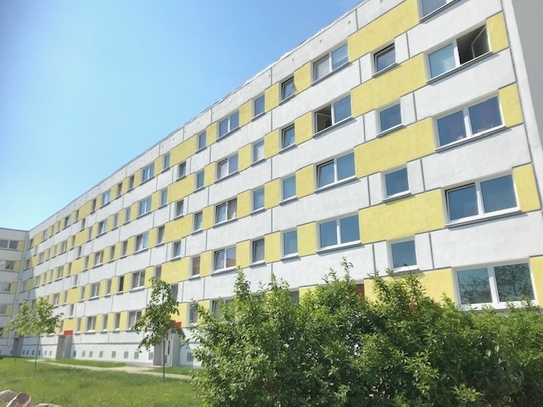 Schöne 4 Zimmer Wohnung mit Balkon!