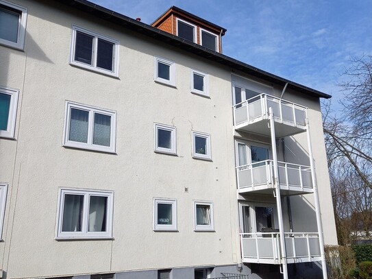 Vermietete 2,5 Zimmer Wohnung mit Balkon in der Blumensiedlung