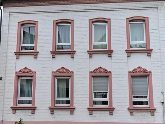 3-Zimmer-Wohnung mit EBK und Balkon in Bruchsal-Untergrombach