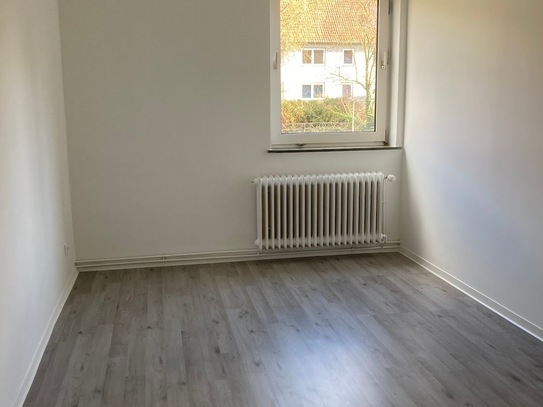 3-ZImmer-Wohnung nach Ihren Wünschen renovieren lassen - im November einziehen