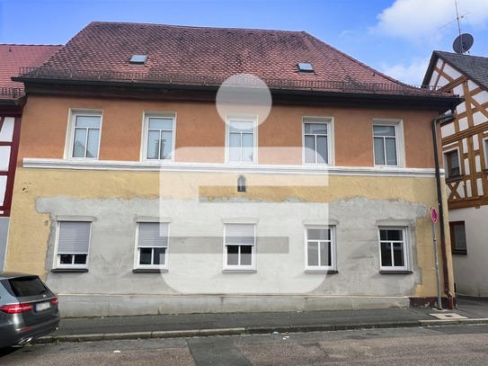 Haus mit drei Wohnungen in Herzogenaurach...Investieren Sie in Betongold!