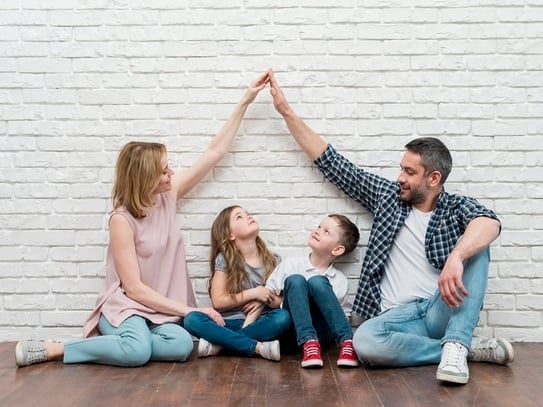 Tolle Familienwohnung im Dachgeschoss über 2 Etagen in begehrter Lage von Dresden-Striesen