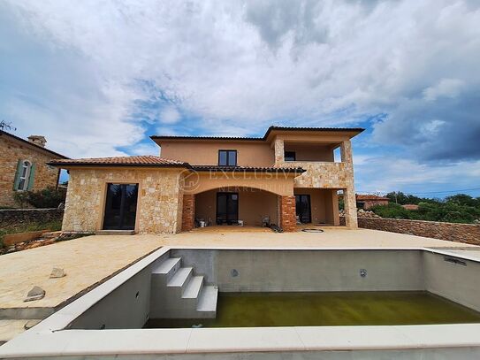 SUPER GELEGENHEIT! KRK - WUNDERSCHÖNE VILLA MIT SCHWIMMBAD IN RUHIGER LAGE