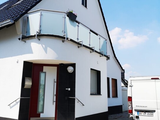 Renovierte lichtdurchflutete Wohnung mit Balkon und Stellplatz in Dortmund Deusen