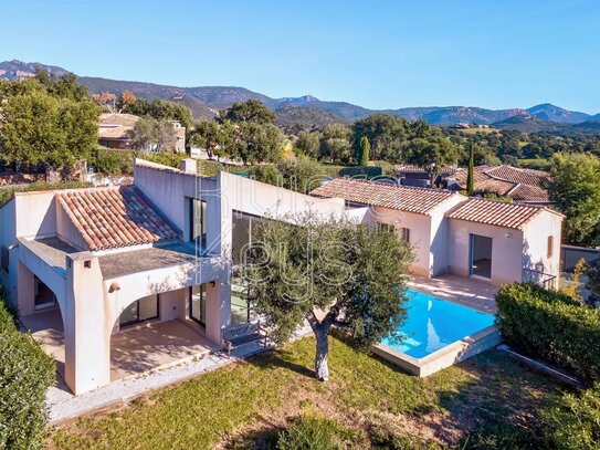 SAINT-RAPHAËL - VALESCURE: Modern 4-bedroom villa with pool near the golf courses