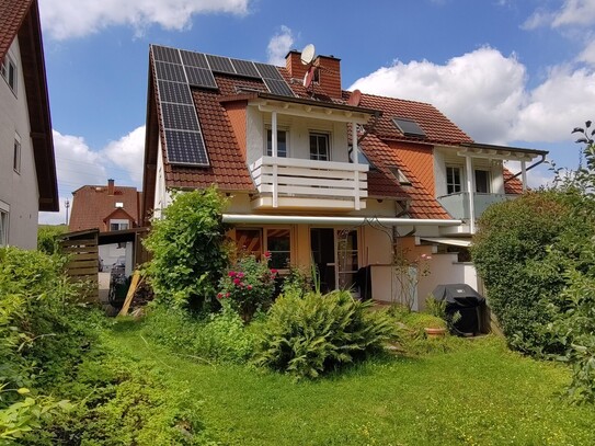 Sonniges Zuhause mit Garten ruhig gelegen nahe Heidelberg (familienfreundlich)