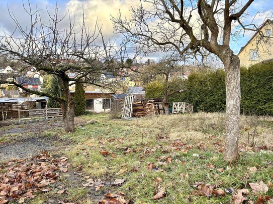 Grünes Idyll mitten in Gera: Wochenendgrundstück mit Bungalow