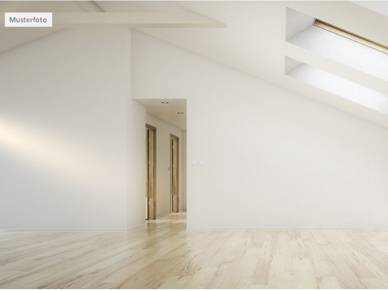 Erdgeschosswohnung in 28777 Bremen, Dillener Str.