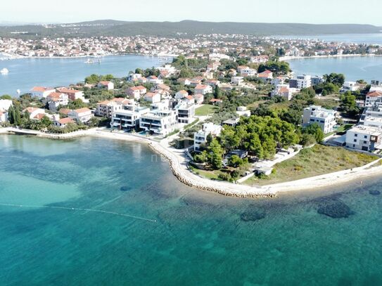 ZADAR, SUKOŠAN – Baugrundstück mit Investitionspotenzial