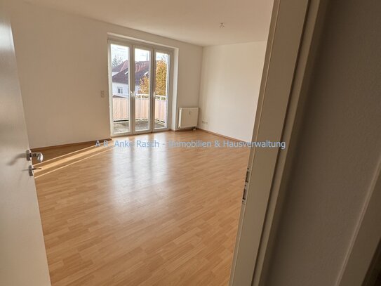 schicke 3-Zimmer-Wohnung mit Balkon - ruhig gelegen