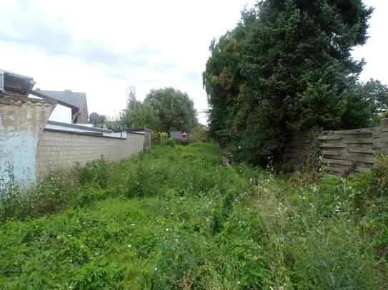 Baugrundstück (voll erschlossen) in ruhiger Lage in einem Vorort nahe Düren