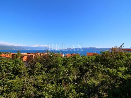 NOVI VINODOLSKI - Großes Gelände mit Blick auf das Meer