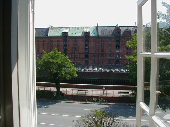 Charmante Zeitreise! Einzigartiges Fachwerkhaus - teilw. Blick auf Speicherstadt - Provisionsfrei