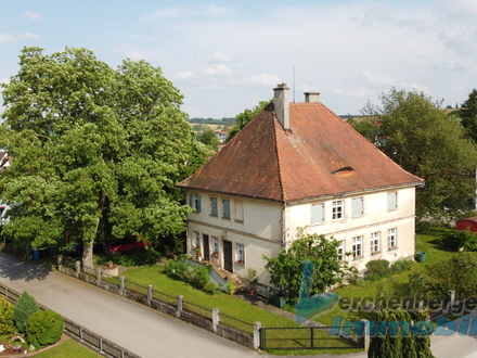 ***Historische Dorfschule Nähe Landau/Isar***