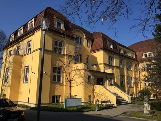 Ihre Praxis im zentralen Ärztehaus! BEATE PROTZE IMMOBILIEN