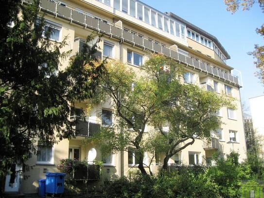 LAGE, LAGE, LAGE, 
TOP 4 ZIMMER WOHNUNG AM RINGPARK ZU VERKAUFEN!