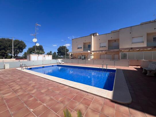 Bungalow in Los Montesinos with 3