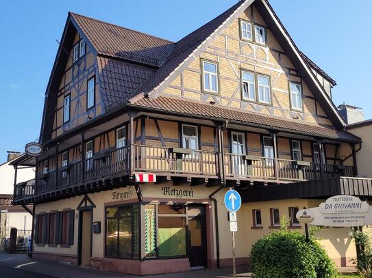 Historisches Gasthaus mit Fremdenzimmer und Wohnungen