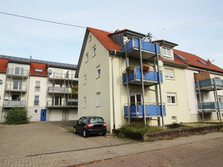 3-Zimmer-Dachgeschosswohnung in Flehingen!