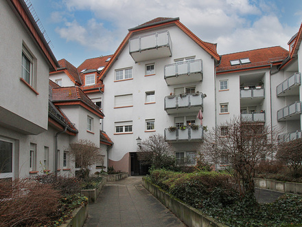 5-Zi.-Maisonettewhg. mit 2 BALKONEN, 2 BÄDER, TIEFGARAGENSTELLPLATZ