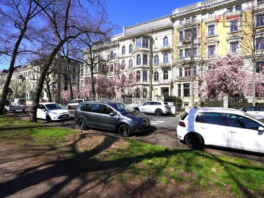 *ATTRAKTIVE, RUHIG GELEGENE 2-RWG M. GEHOBENER AUSSTATTUNG, EBK U. BALKON IM BELIEBTEN BACHVIERTEL*