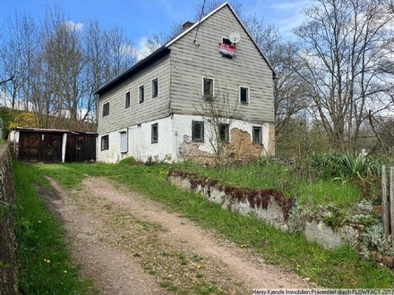 Einfamilienhaus-Baugrundstück mit Abriss in Hainichen