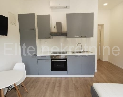 Rijeka, Zentrum - Wohnung zu verkaufen, 103m2, 1. Stock!