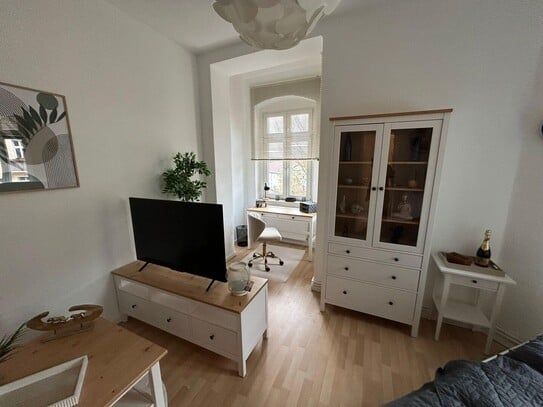 Neu ausgestattete, gemütliche Wohnung in modernisiertem Denkmalschutz-Altbau - 200 Meter zur Spree!