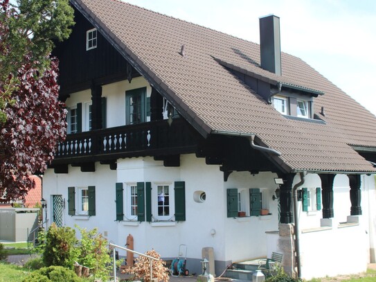 Charmantes Landhaus in erstklassiger Lage!