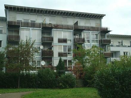 Gemütlicher Flair! 2 Zi.-Wohnung mit Balkon & TG-Stellplatz in Ludwigsburg!