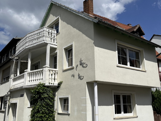 AS-Immobilien.com +++ Charmantes Einfamilienhaus in sehr guter Innenstadtlage +++