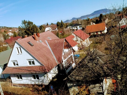 IHR UNGARN EXPERTE verkauft Familienhaus mit zwei separaten Wohnungen in Balatongyörök