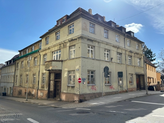 unsaniertes Bankhaus - denkmalgeschütztes Wohn- und Geschäftsgebäude in City-Lage von Altenburg