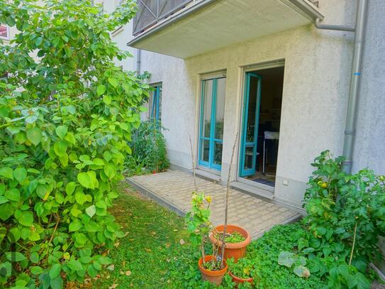 Bezugsfreies Single-Appartement mit eigenem Garten und Terrasse in Schleußig