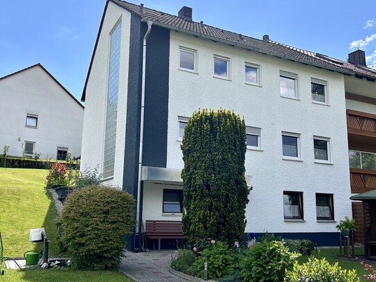 modernisiertes Zweifamilienhaus mit 3 Garagen, in Schwabach, OT. Dietersdorf, von privat