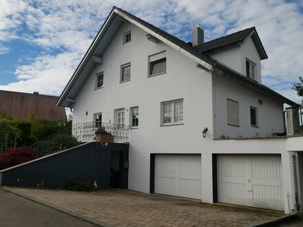 In Randlage 2 Familienhaus in Hundersingen mit 2 Garagen